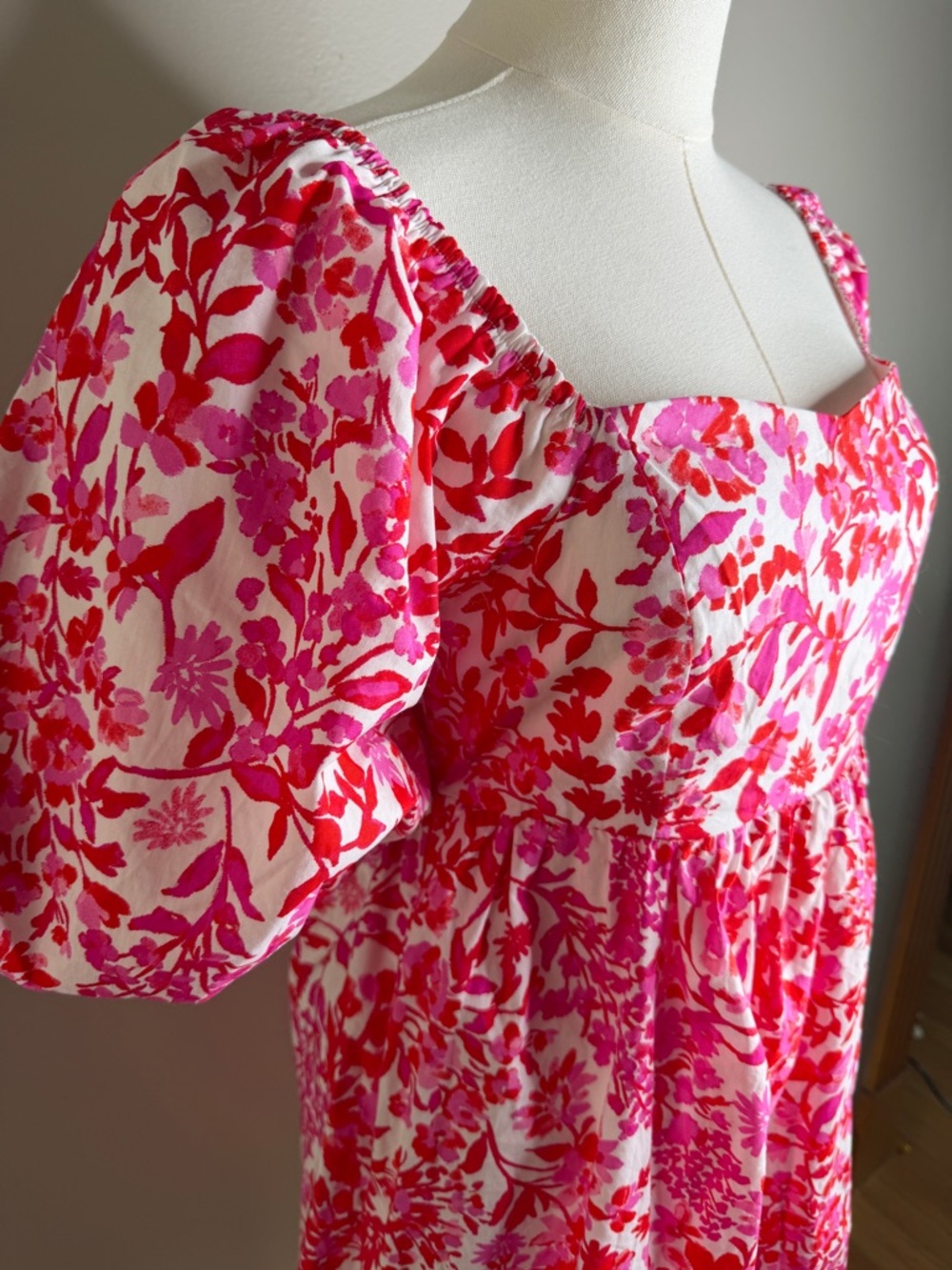 Puff Shoulder Mini Dress - Sugarlips NWT - Picture 2 of 12